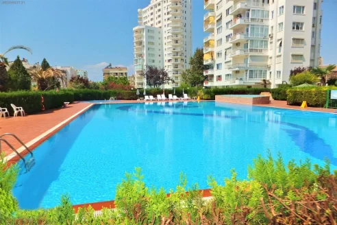 Komplett eingerichtete 2 Bett Maisonette Wohnung in zentraler Lage in Antalya