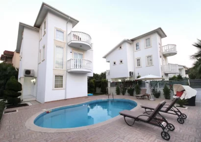 Freistehende Villa mit 3 Schlafzimmern und privatem Pool in Antalya