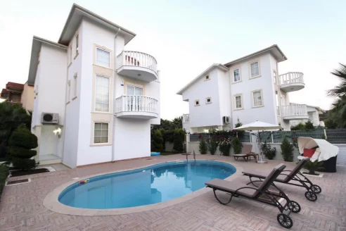 Detached 3-bedroom villa with a private pool in Antalya