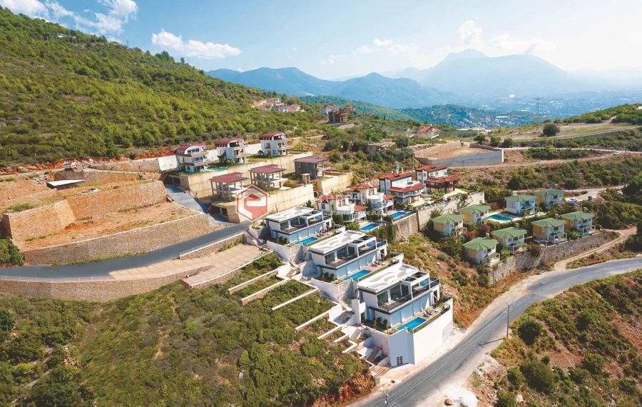Panoramablick Apartments mit privatem Pool und Garten zum Verkauf in Alanya