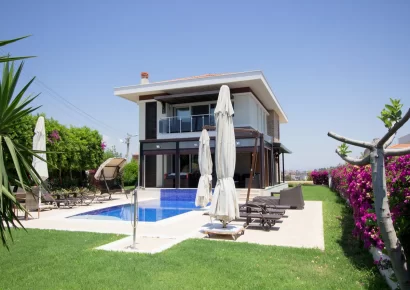 Freistehende 5 Zimmer Luxusvilla mit privatem Pool in Side, Antalya