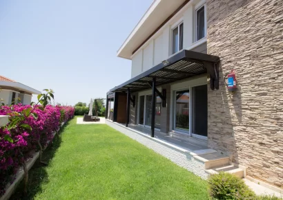 Freistehende 5 Zimmer Luxusvilla mit privatem Pool in Side, Antalya