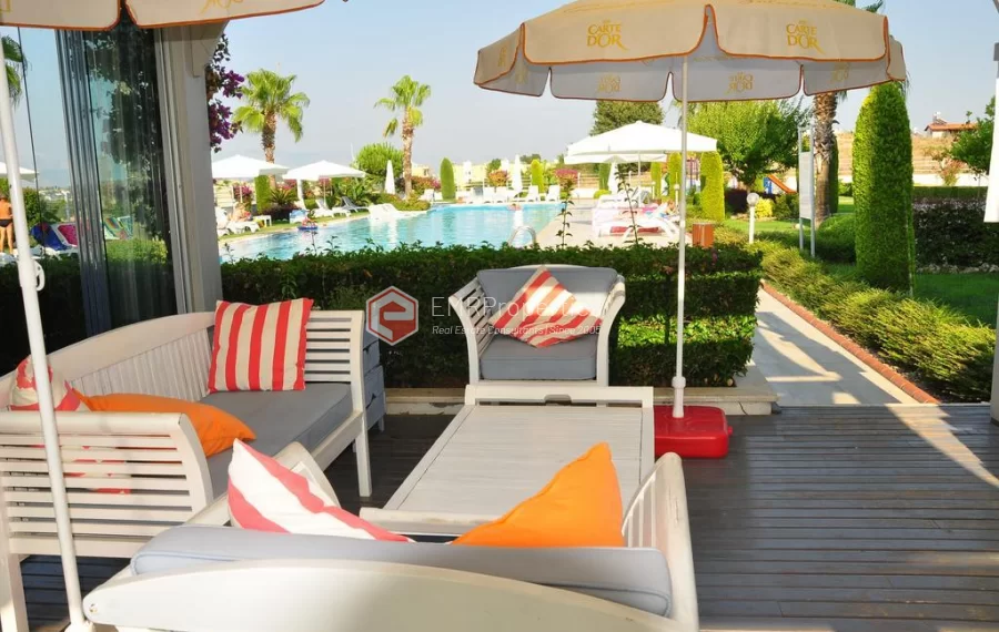 3 Zimmer Sommer Penthouse im schönen Ferienort Side, Antalya