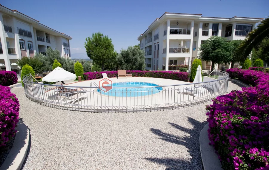 4 Zimmer Wohnung in der Anlage mit Einrichtungen zum Verkauf in Side Antalya