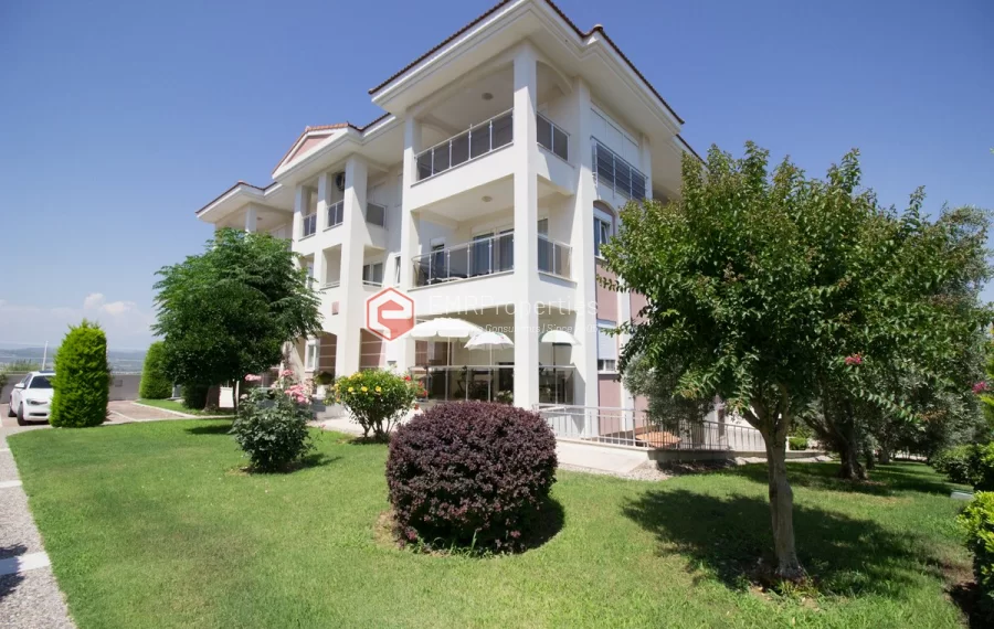 4 Zimmer Wohnung in der Anlage mit Einrichtungen zum Verkauf in Side Antalya