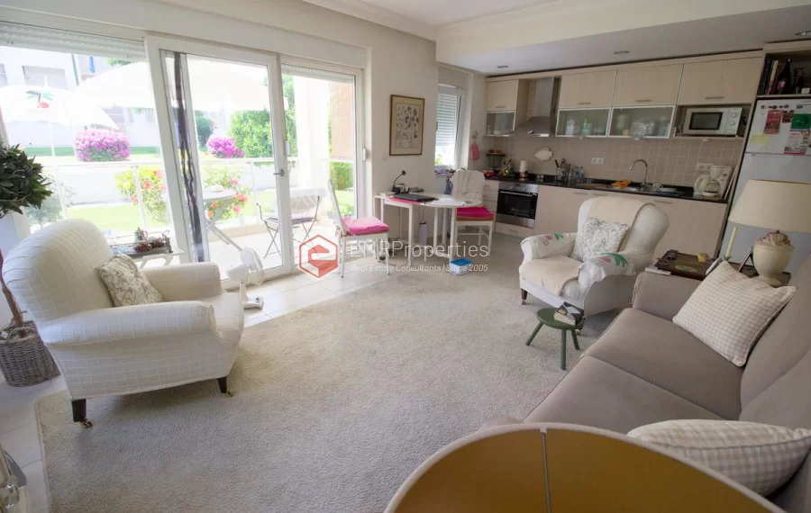 4 Zimmer Wohnung in der Anlage mit Einrichtungen zum Verkauf in Side Antalya