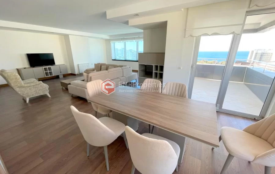 Spacious 3-bedroom apartment with a perfect location in Lara Antalya