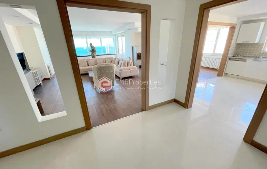 Spacious 3-bedroom apartment with a perfect location in Lara Antalya