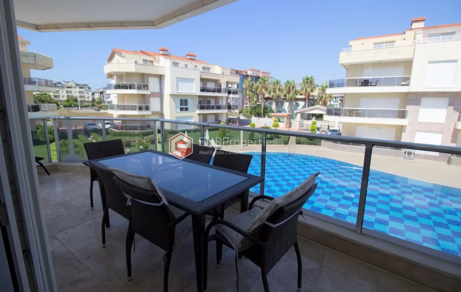 Geräumige 4 Zimmer Wohnung zum Verkauf im Golfzentrum Belek von Antalya