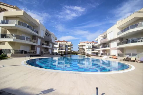 Geräumige 4 Zimmer Wohnung zum Verkauf im Golfzentrum Belek von Antalya