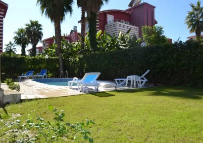 Detached 4-bedroom triplex villa for sale in Belek Antalya