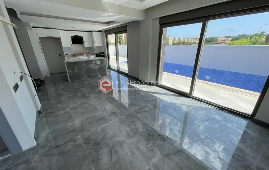 Off-Plan freistehende Luxusvilla zum Verkauf in der beliebten Golfanlage in Belek Antalya