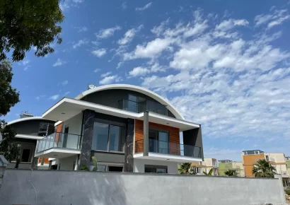 Off-Plan freistehende Luxusvilla zum Verkauf in der beliebten Golfanlage in Belek Antalya