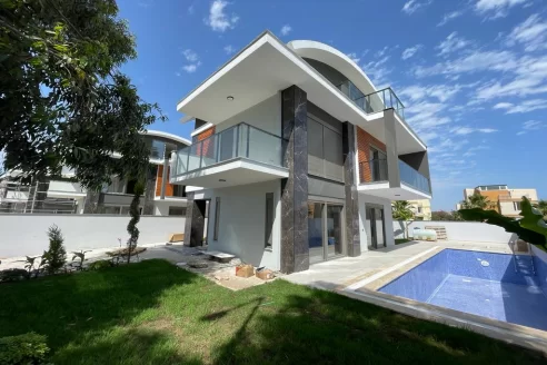 Off-plan detached luxury villa for sale in the popular golf area in Belek Antalya