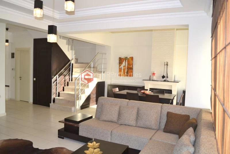 Komplett eingerichtetes Penthouse mit 3 Schlafzimmern in einem Ferienkomplex in Belek Antalya