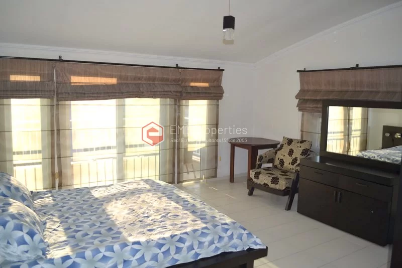 Komplett eingerichtetes Penthouse mit 3 Schlafzimmern in einem Ferienkomplex in Belek Antalya