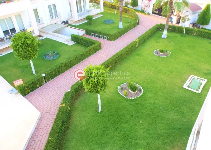 Komplett eingerichtetes Penthouse mit 3 Schlafzimmern in einem Ferienkomplex in Belek Antalya