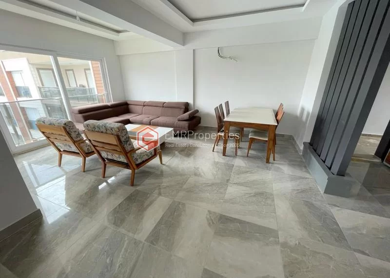 Luxuriöses Penthouse mit 4 Schlafzimmern zum Verkauf in der Kurstadt Belek Antalya