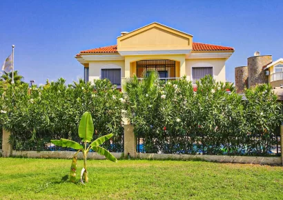 Freistehende Maisonette Villa mit 3 Schlafzimmern zum Verkauf in Belek Antalya