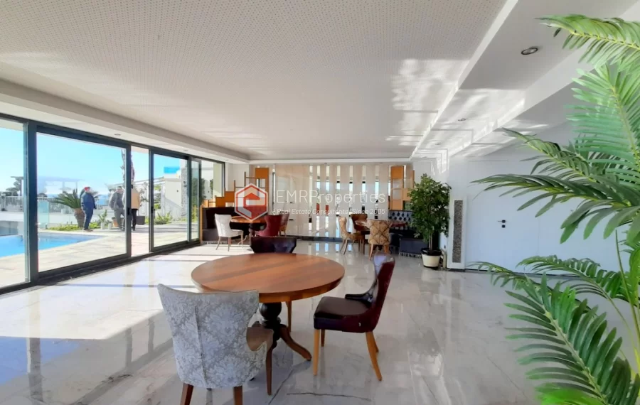 Fabelhafte Premium Villa mit Meerblick und privatem Pool in Alanya zu verkaufen