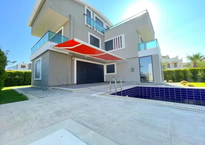 Neue Marke Luxus Triplex Villa zum Verkauf in Belek Antalya