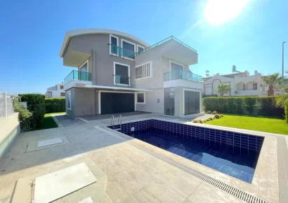 Neue Marke Luxus Triplex Villa zum Verkauf in Belek Antalya