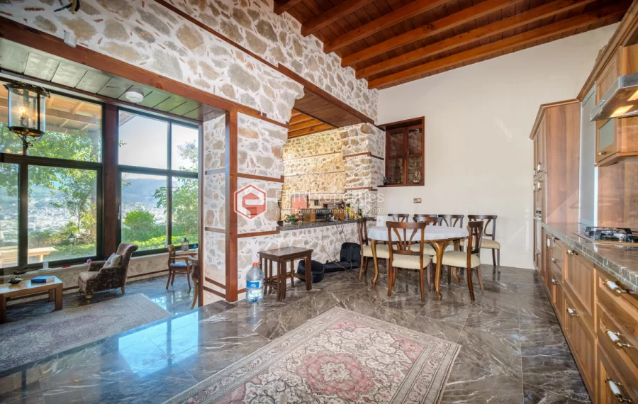 Exklusive historische 5 Zimmer Villa auf der Burg zum Verkauf in Alanya