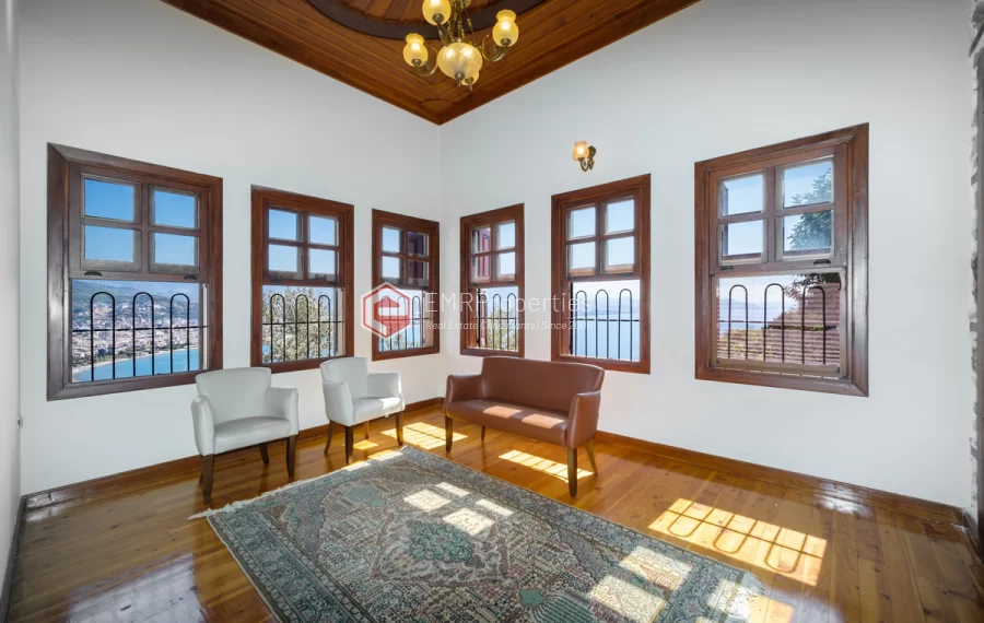 Exklusive historische 5 Zimmer Villa auf der Burg zum Verkauf in Alanya