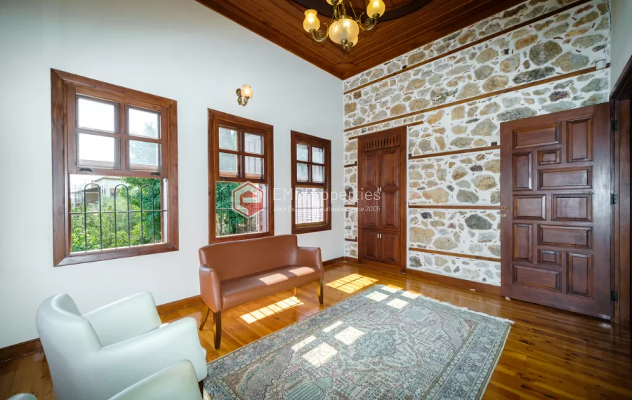 Exklusive historische 5 Zimmer Villa auf der Burg zum Verkauf in Alanya