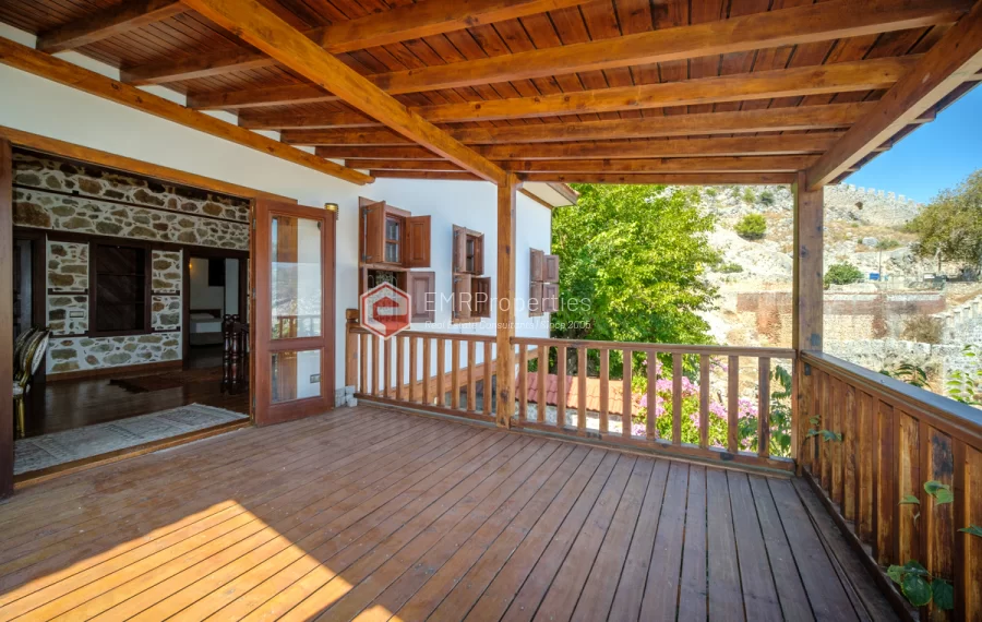 Exklusive historische 5 Zimmer Villa auf der Burg zum Verkauf in Alanya