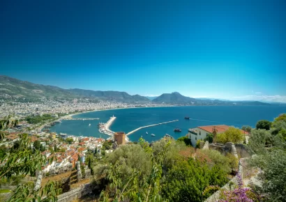 Exclusive historical villa on the castle for sale in Alanya