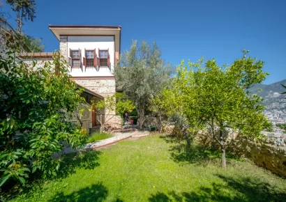 Exclusive historical villa on the castle for sale in Alanya