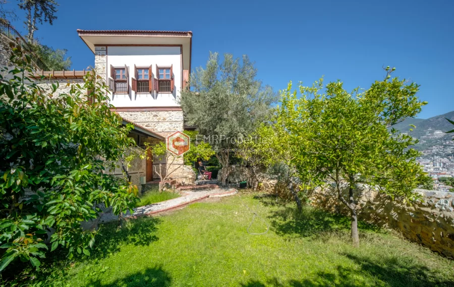 Exklusive historische 5 Zimmer Villa auf der Burg zum Verkauf in Alanya