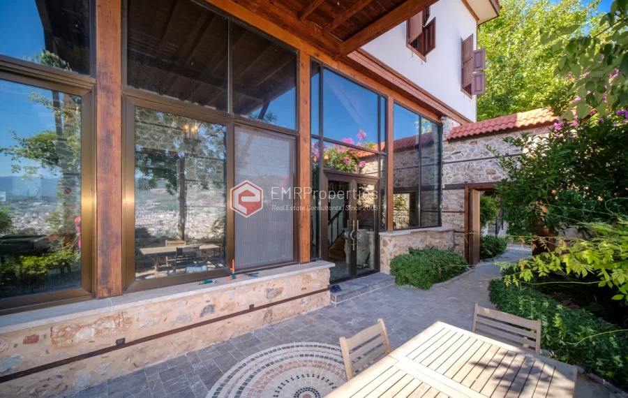 Exklusive historische 5 Zimmer Villa auf der Burg zum Verkauf in Alanya