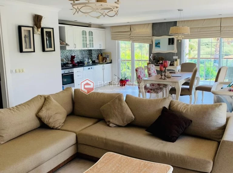 Duplex Penthouse mit Meerblick und 2 Schlafzimmern zum Verkauf in einer Wohnanlage in Side Antalya