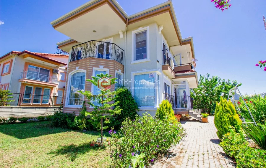 4 bedroom private villa in a large plot for sale in Side Antalya
