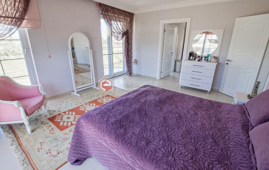 4 bedroom private villa in a large plot for sale in Side Antalya
