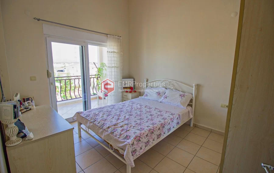 Geräumiges Penthouse mit Blick auf die Natur zum Verkauf in Antalya Side