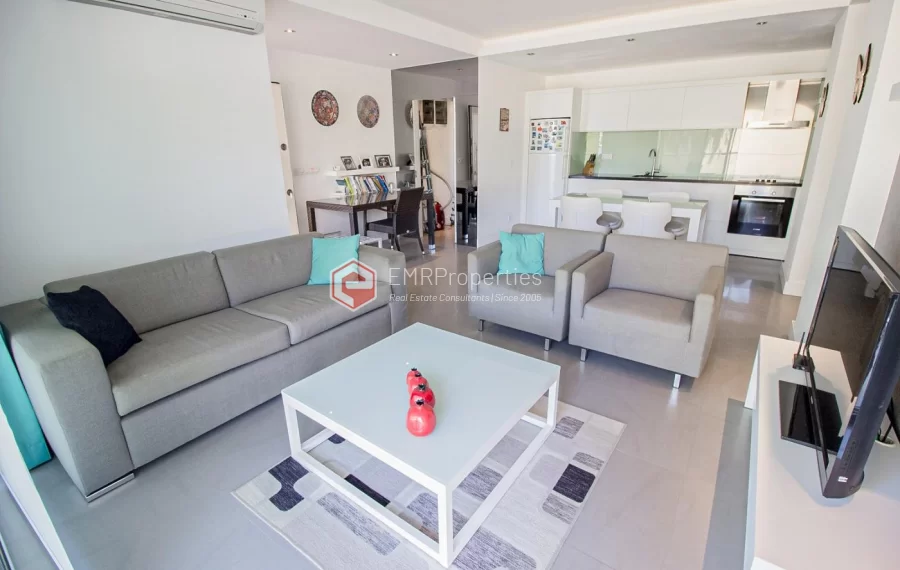 Moderne Maisonette Penthouse-Villa mit privatem Pool zum Verkauf in Side