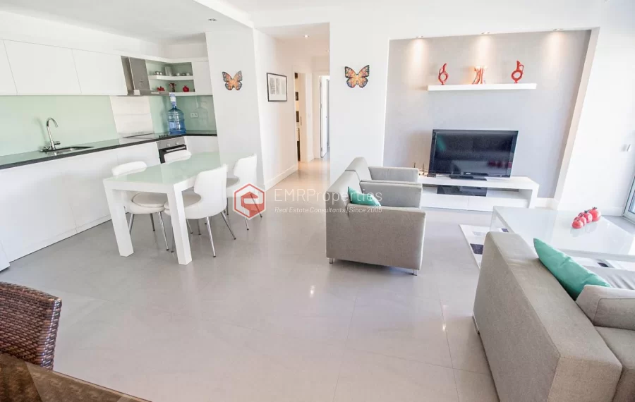 Moderne Maisonette Penthouse-Villa mit privatem Pool zum Verkauf in Side