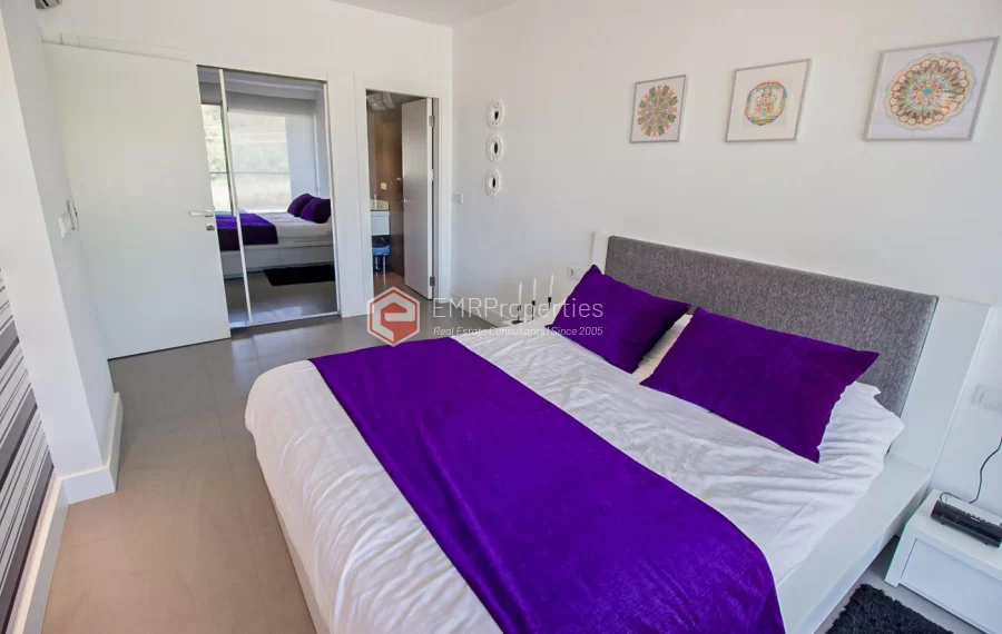 Moderne Maisonette Penthouse-Villa mit privatem Pool zum Verkauf in Side