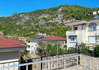 Ultra luxury and furnished triplex villa for sale in Bektas