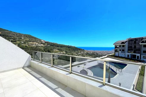 Brandneues Penthouse Maisonette mit 3 Zimmer zum Verkauf in der besten Gegend von Tepe