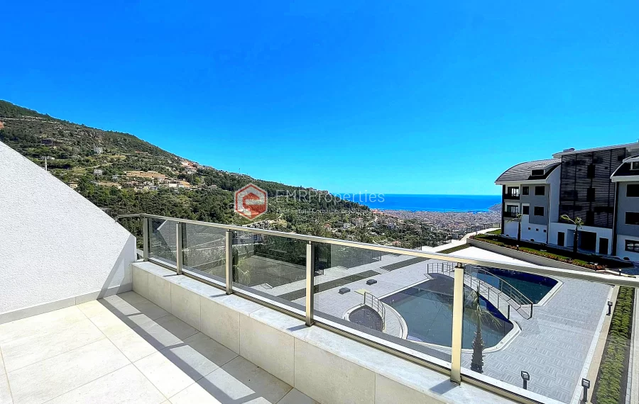 Brandneues Penthouse Maisonette mit 3 Zimmer zum Verkauf in der besten Gegend von Tepe