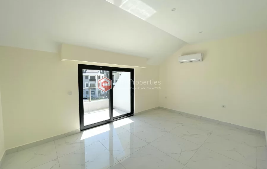 Brandneues Penthouse Maisonette mit 3 Zimmer zum Verkauf in der besten Gegend von Tepe