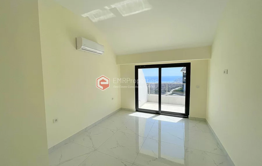 Brandneues Penthouse Maisonette mit 3 Zimmer zum Verkauf in der besten Gegend von Tepe