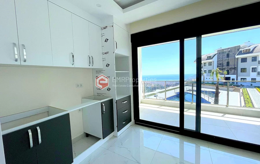 Brandneues Penthouse Maisonette mit 3 Zimmer zum Verkauf in der besten Gegend von Tepe