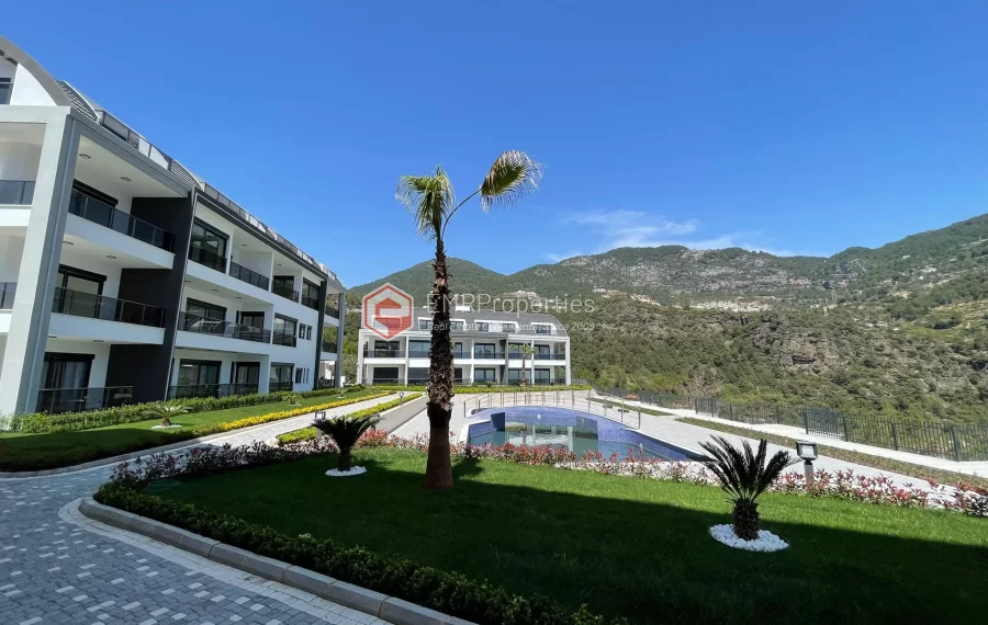 Brandneues Penthouse Maisonette mit 3 Zimmer zum Verkauf in der besten Gegend von Tepe