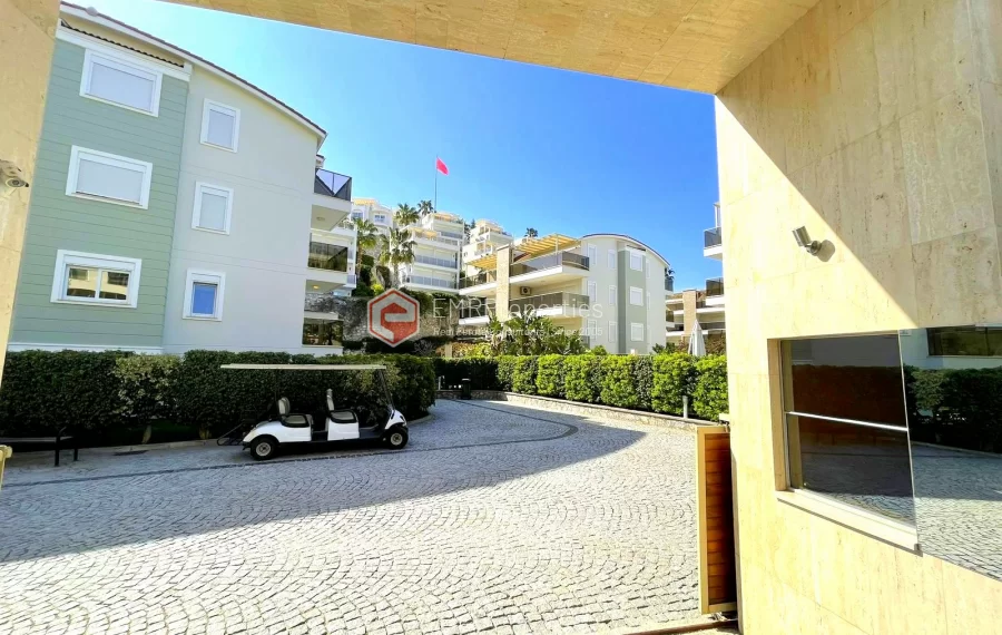 Sehr spezielle und hochwertige4 Zimmer Gartenduplexe zum Verkauf in Konakli