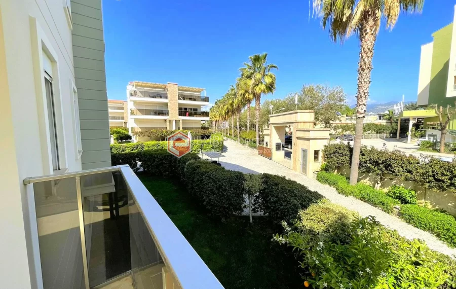 Sehr spezielle und hochwertige4 Zimmer Gartenduplexe zum Verkauf in Konakli